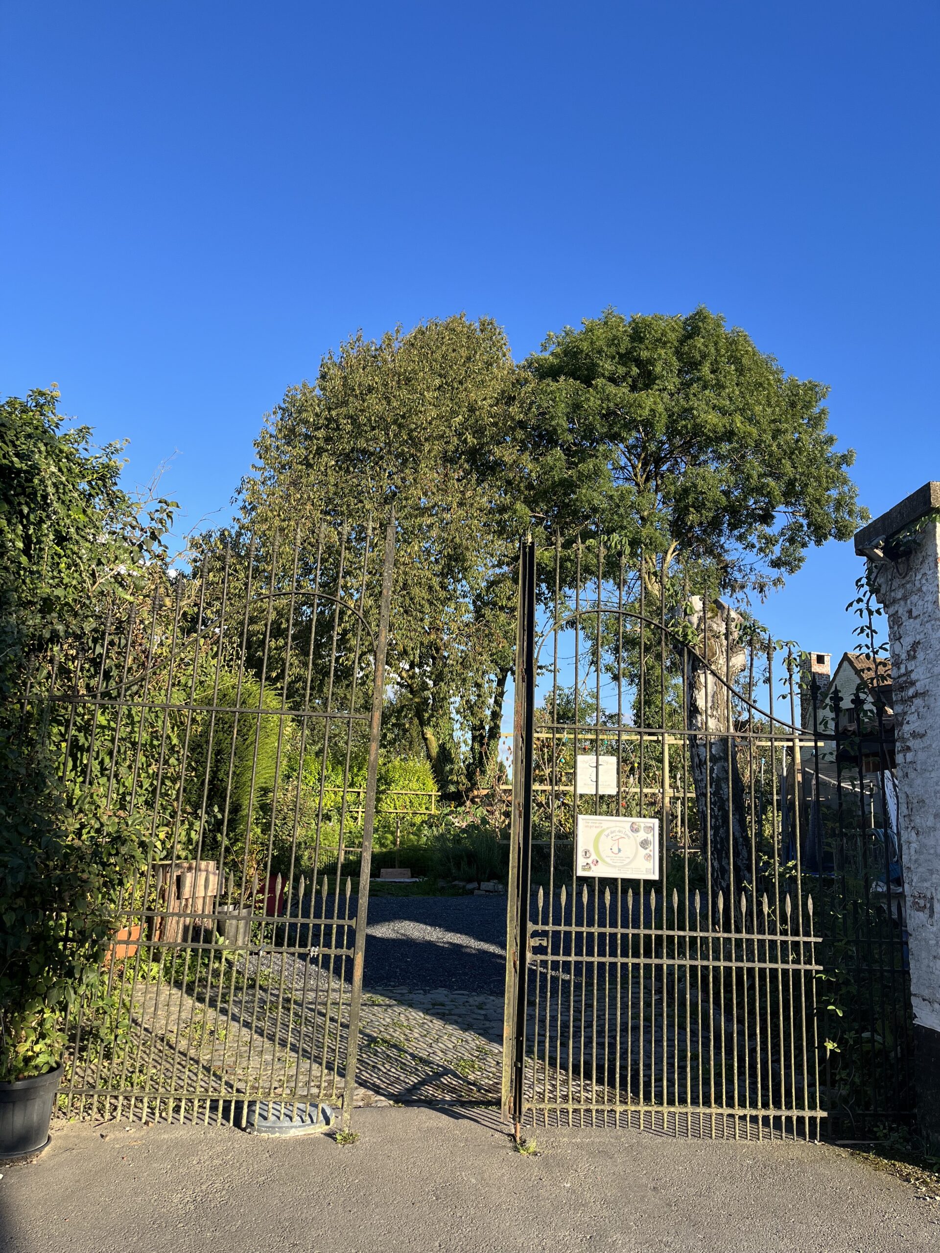 entrée gite leuze en hainaut