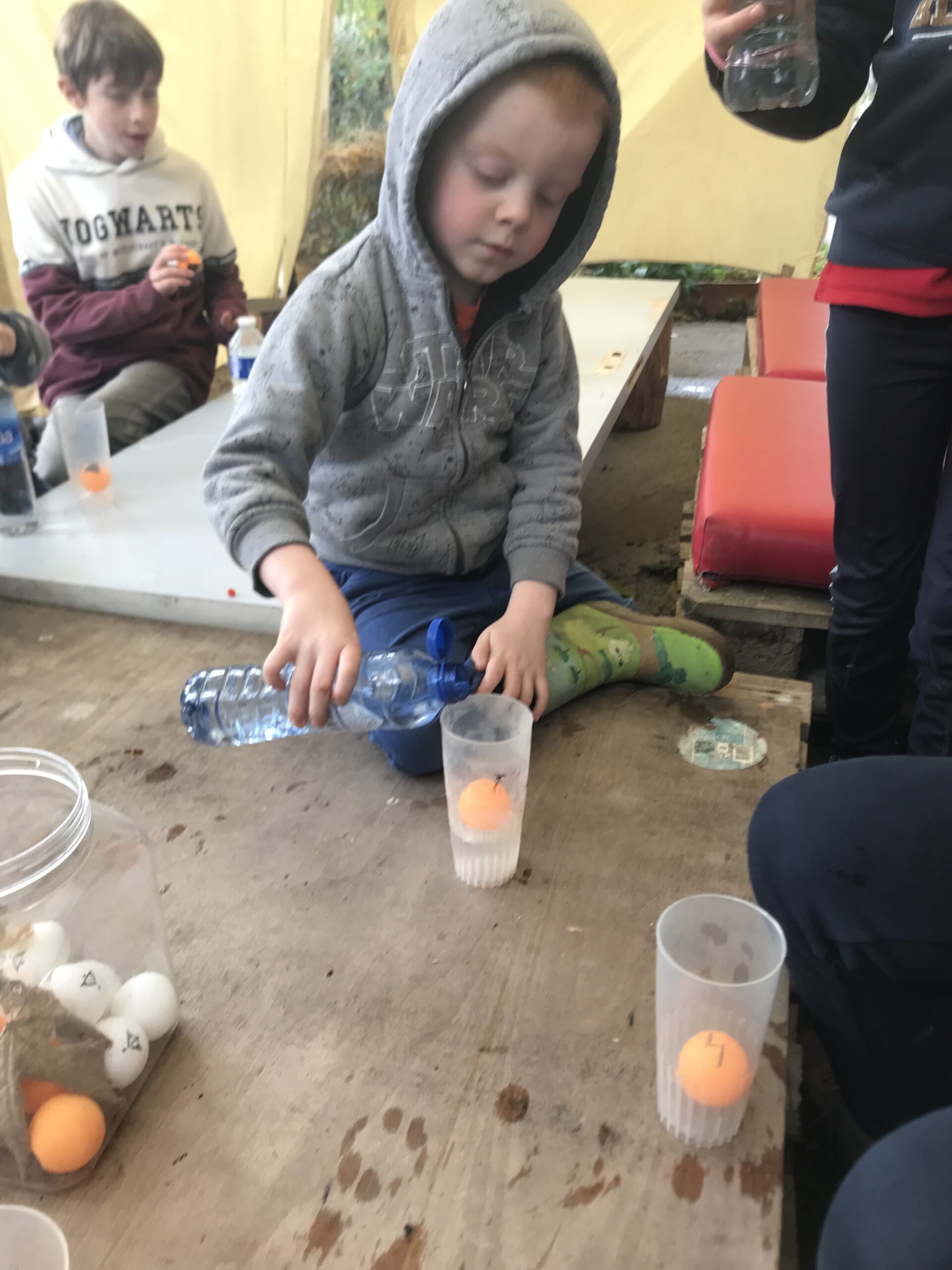 Stage monstre araignée peur enfant expérience émotion Verre qui déborde 